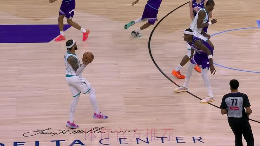 布里奇斯妙传 米勒空接双手炸筐