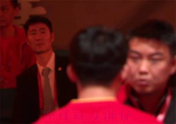 王励勤放走名帅太轻率！跟国乒成对手，首次交手就让老同事丢面子